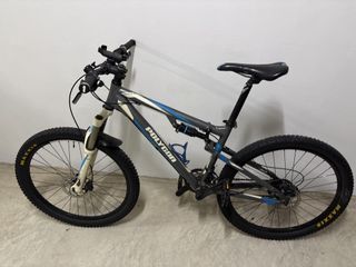(Category: ) located in . Submitted by bike_trader (Listing ID 1458453512, Image 1). Description: .