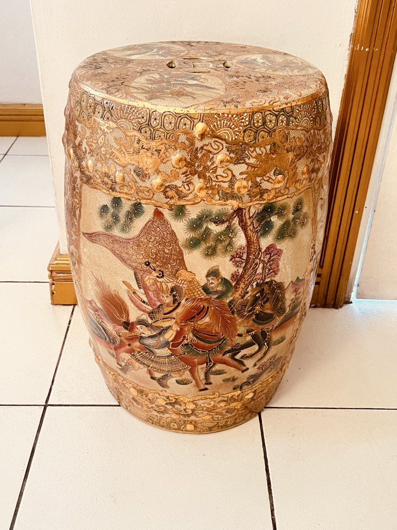 Porcelain Stool 46cmX30cm (Category: Vases & Decorative Bowls) located in San Mateo. Submitted by dipartean65451 (Listing ID 1458382096, Image 1). Description: .