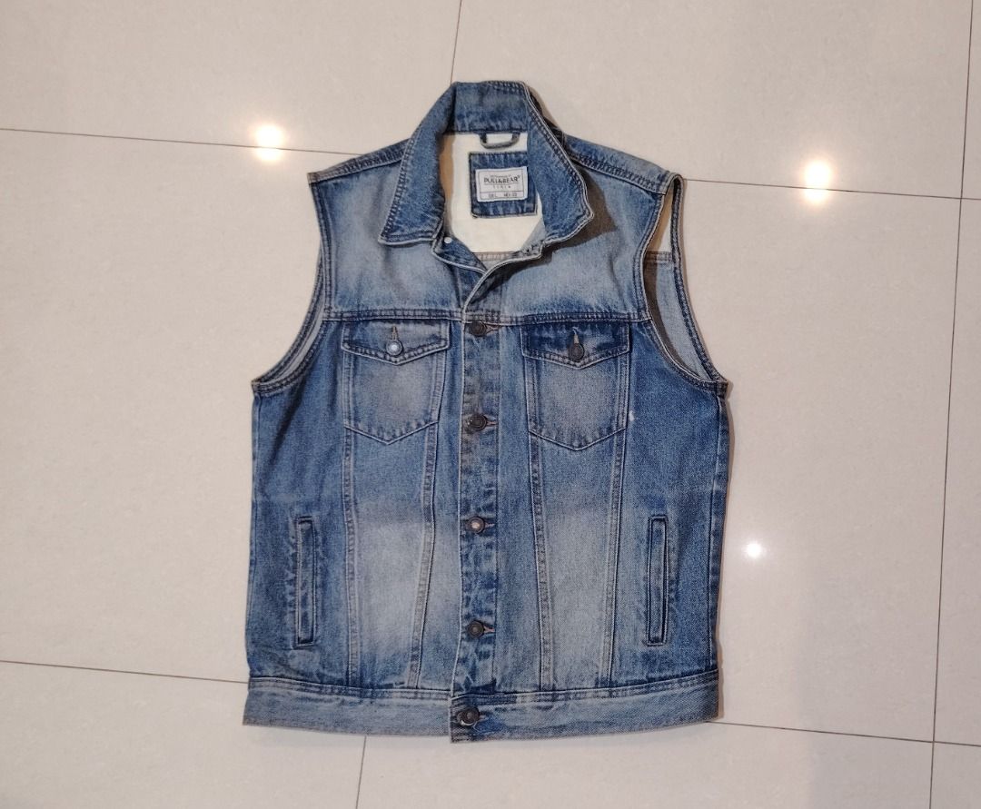 Pull&Bear light stonewash blue denim vest with Grateful Dead embroidered decal (Category: Vests) located in Bacolor. Submitted by thriftyperminute (Listing ID 1458477125, Image 2). Description: -This is a pre-loved or thrifted item so please manage your expectations. -Color may slightly differ due to lighting or with the settings of the device used to view the photos -"Mine" now, pay now policy -Payment through gcash -Sure buyers only, please -No
