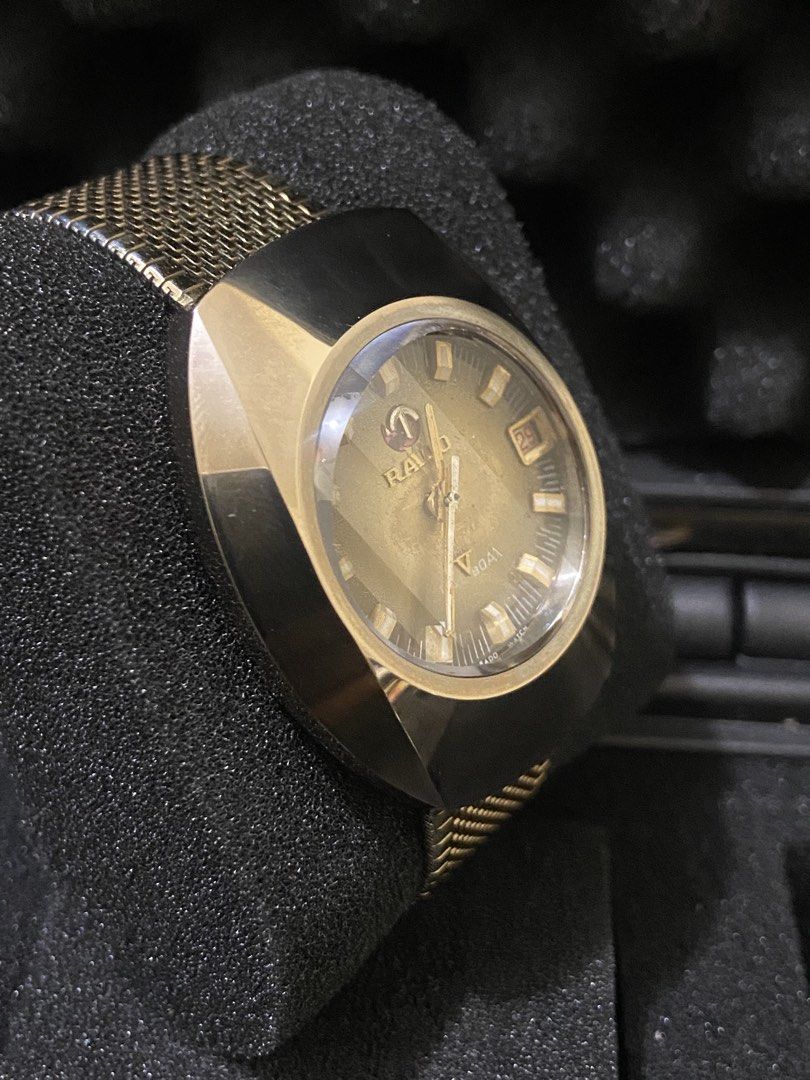 Rado Balboa (Category: Men's Watches) located in Lapu Lapu. Submitted by nylrenzo (Listing ID 1450206224, Image 3). Description: For sale!! Rado Balboa In very good working condition. Ready to wear. New serviced. All original head and adjustable strap. Movement: ETA 2824 Damage on the dials is due to tool marks from previous techs. 📍COP/COD with 1k downpayment. Remaining balance will be paid at LBC upon pick up. (We require 1k DP for COD/COP to 
