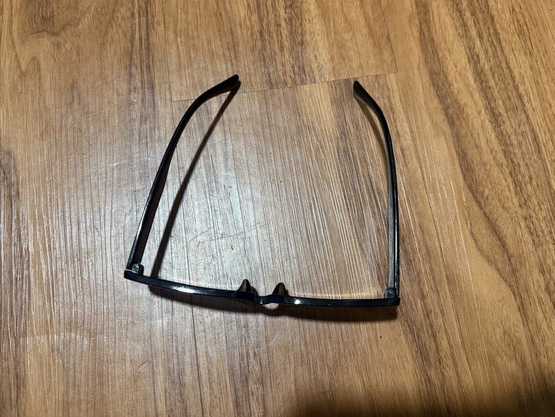 Rectangular Stylish Sunglasses (Category: Sunglasses & Eyewear) located in San Juan City. Submitted by tpwk_harry (Listing ID 1458474070, Image 3). Description: In good condition Unisex With purple case Last price already Just message me if you’re interested!.