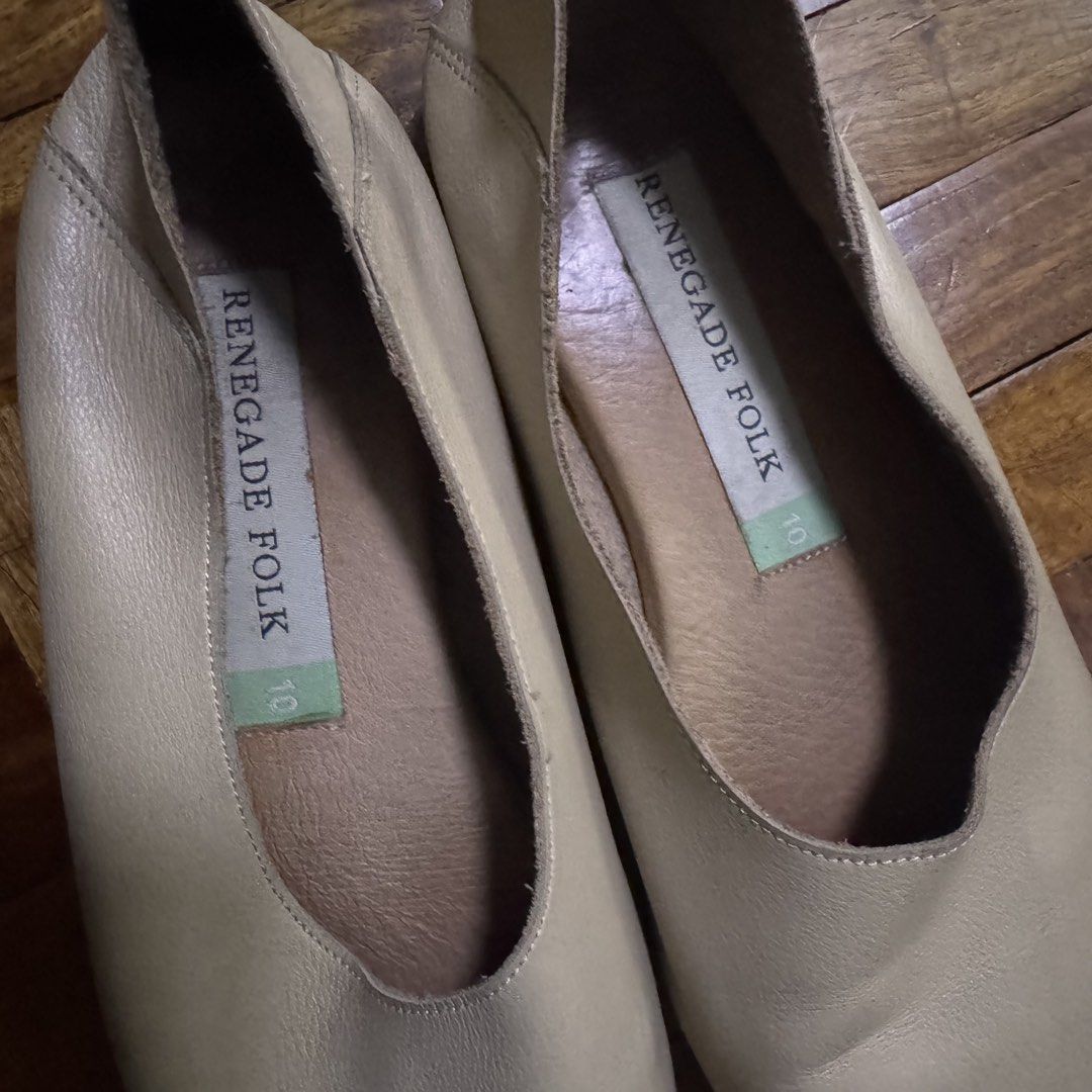 Renegade Folk OMW Half Flats (Nude) (Category: Flats & Sandals) located in Makati City. Submitted by prelovedbykbb (Listing ID 1458456152, Image 2). Description: Overall still good and just needs cleaning! Size 10 Bought in Glo.