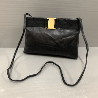 (Category: ) located in . Submitted by vintagebrandedstore (Listing ID 1458301962, Image 1). Description: .