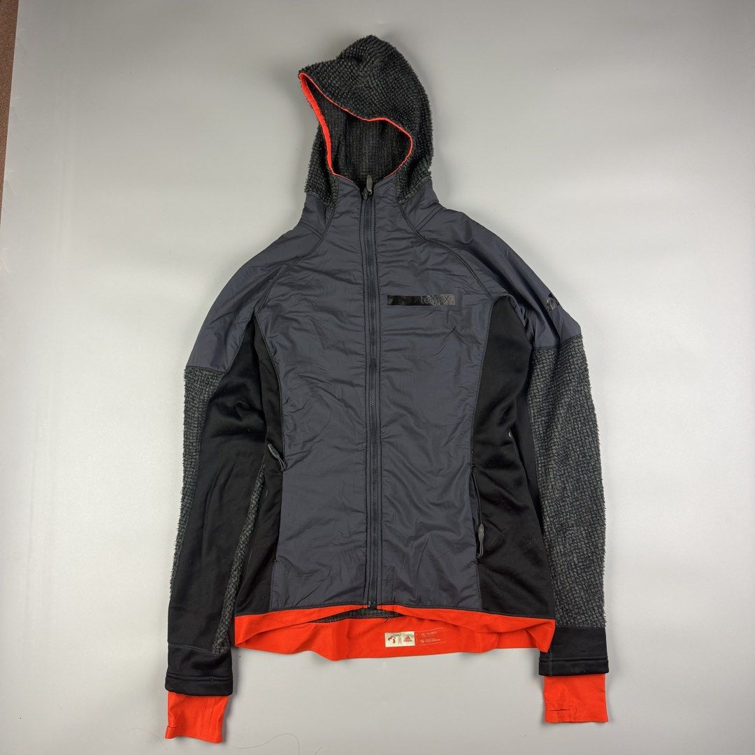 Sample Adidas terrex clima heat ( polartec pertex equilbrium) (Category: Coats, Jackets and Outerwear) located in Cavite. Submitted by epiboie (Listing ID 1458460569, Image 1). Description: Sample Adidas terrex clima heat ( polartec pertex equilbrium) Size small womens 19.5x26 Color rate: 9.5/10 excellent condition No issue.