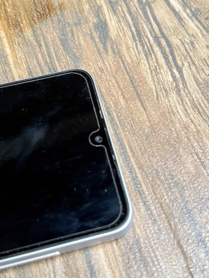 Samsung A05 (Category: Samsung) located in Manila. Submitted by mightyriver-db31de (Listing ID 1458493703, Image 1). Description: SAMSUNG GALAXY A05 FOR SALE 💰 Selling Price: ₱3,500 ✅ Working for calls & texts ✅ Wi-Fi working ✅ Charging port already repaired ✅ Good for basic use, messaging, social media, YouTube, etc. ⚠️ HONEST DISCLOSURE: • Has history of repair— charging port was repaired. • Mobile data is NOT working, so Wi-Fi connection is r