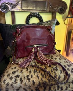 (Category: ) located in . Submitted by dirtylaundry.sg (Listing ID 1458409074, Image 1). Description: .