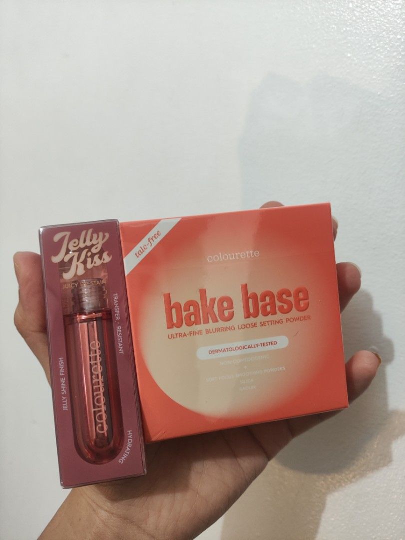 [SEALED] Bake Base w/free XL puff (Category: Makeup) located in Dasmarinas. Submitted by tb_byK (Listing ID 1458350857, Image 1). Description: Bake Base Invisible Loose Powder (500) Jelly Kiss - Churro (SOLD) Extra large powder puff from colourette rfs: extra stock, impulse buy lol.