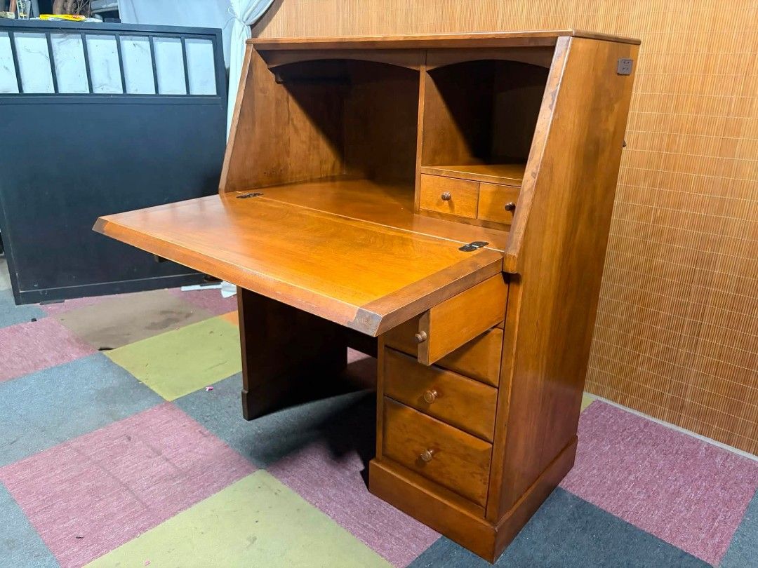 Secretary Desk (Category: Tables & Sets) located in Meycauayan. Submitted by marygracecasimiro (Listing ID 1458428248, Image 2). Description: 😍NEW ARRIVAL!!! August 29, 2026 😍CLASSIC BEAUTY!!! SUPER KINIS!!! Mid-Century Writing Beaureu / Secretary Desk ELEGANT!!! SOLID WOOD!!! SUPER BIGAT!!! Pulldown Table with Drawers, Pedestal Drawers Power Extension Outlets 220volts Ready Price : 12,500 ✅ Now:11,000♥️ *SEE VIDEO COMMENT 35L x 18W x 28H Table