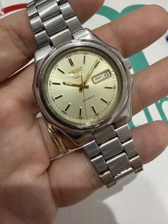 (Category: ) located in . Submitted by stevenestore (Listing ID 1458461954, Image 1). Description: .