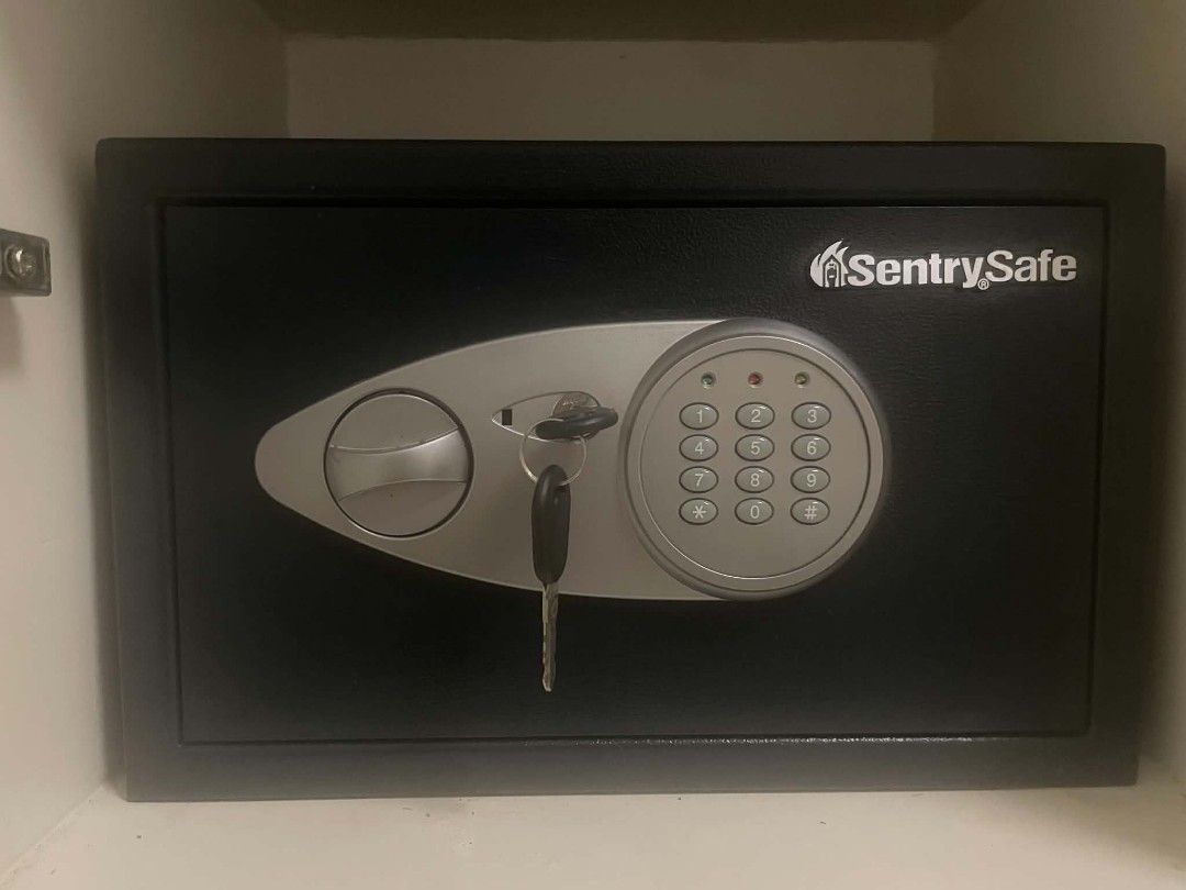 RUSH SentrySafe Digital Safe with Key Lock (Category: Safe) located in Pateros City. Submitted by nihonbotique (Listing ID 1458393217, Image 1). Description: bought for 11k - SentrySafe digital safe - Keypad for digital entry - Key lock as backup - Carpeted interior for protection - Ideal for home or office valuables - Approximate dimensions: 14" (W) x 10" (D) x 10" (H).