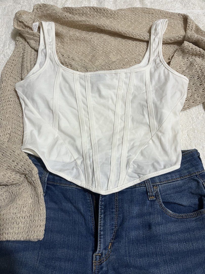 SHEIN corset top (Category: Sleeveless) located in Agdangan. Submitted by project__declutter (Listing ID 1458456189, Image 1). Description: .