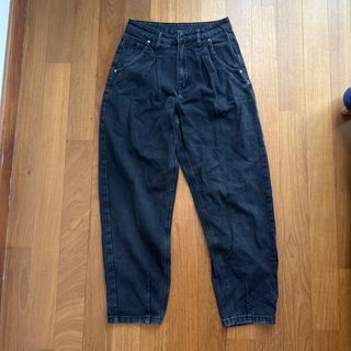 (Category: ) located in . Submitted by bagfulofclothes (Listing ID 1458351668, Image 1). Description: .