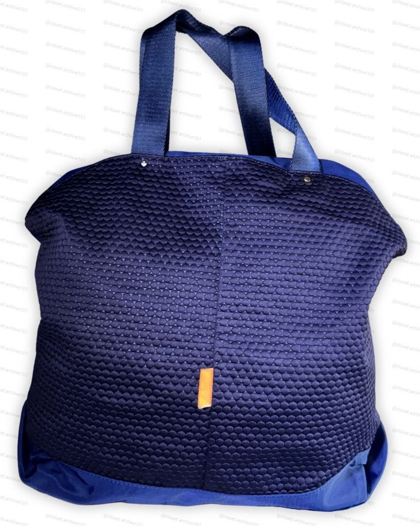 Shoulder Backpack Bag (Category: Shoulder Bags) located in Quezon City. Submitted by closet.archive101 (Listing ID 1458374804, Image 1). Description: Used once Can fit 10inch iPad Online bought.
