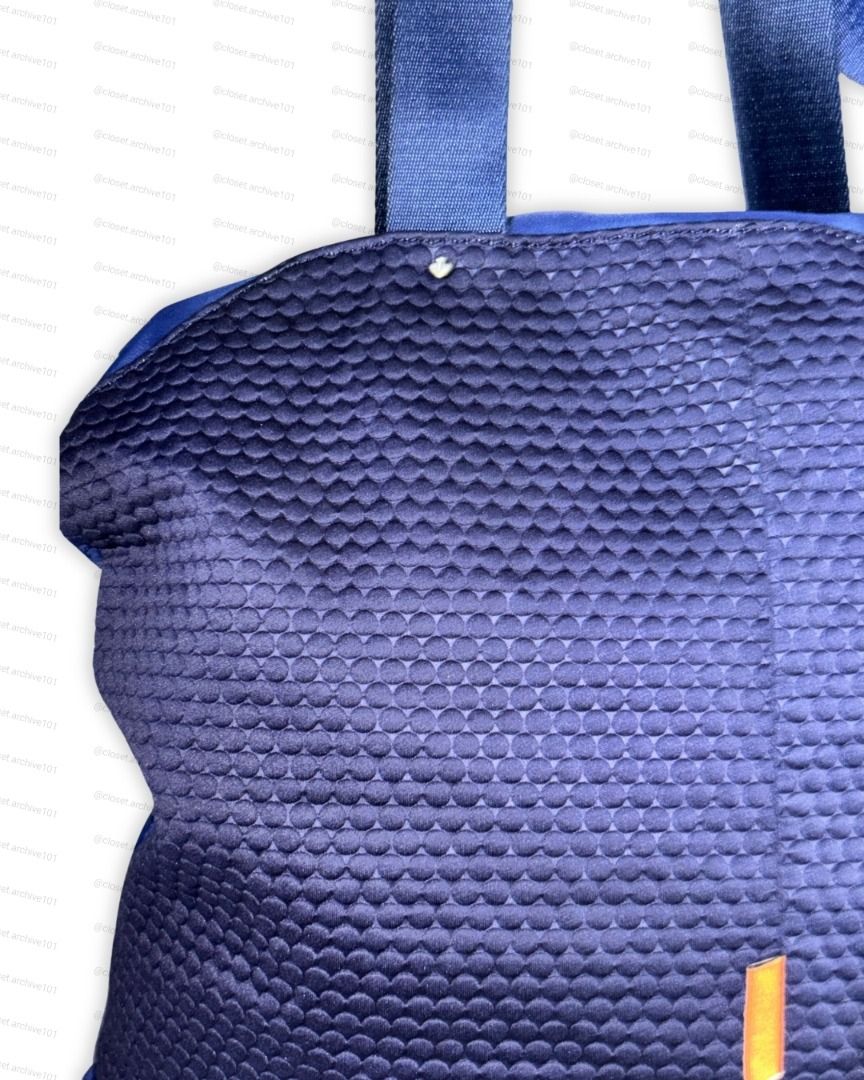 Shoulder Backpack Bag (Category: Shoulder Bags) located in Quezon City. Submitted by closet.archive101 (Listing ID 1458374804, Image 3). Description: Used once Can fit 10inch iPad Online bought.