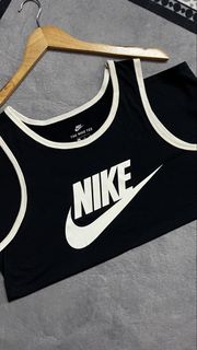 (Category: ) located in . Submitted by thriftingwihme (Listing ID 1458436248, Image 1). Description: .