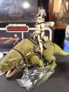 (Category: ) located in . Submitted by collectorsoftheforceph (Listing ID 1458467601, Image 1). Description: .