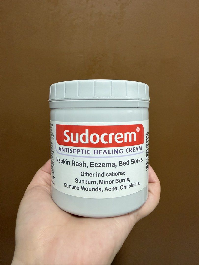 Sudocrem Antiseptic Healing Cream 400g (Category: Baby Toiletries & Grooming) located in Mandaluyong City. Submitted by raeshops (Listing ID 1458324739, Image 1). Description: - Sudocrem Antiseptic Healing Cream - Large tub (400g) - Treats diaper rash, eczema, bed sores - Also for sunburn, minor burns, wounds, acne, chilblains - Expiry Date: 08/2027.
