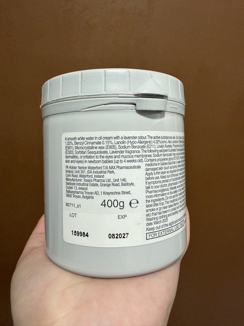 Sudocrem Antiseptic Healing Cream 400g (Category: Baby Toiletries & Grooming) located in Mandaluyong City. Submitted by raeshops (Listing ID 1458324739, Image 2). Description: - Sudocrem Antiseptic Healing Cream - Large tub (400g) - Treats diaper rash, eczema, bed sores - Also for sunburn, minor burns, wounds, acne, chilblains - Expiry Date: 08/2027.