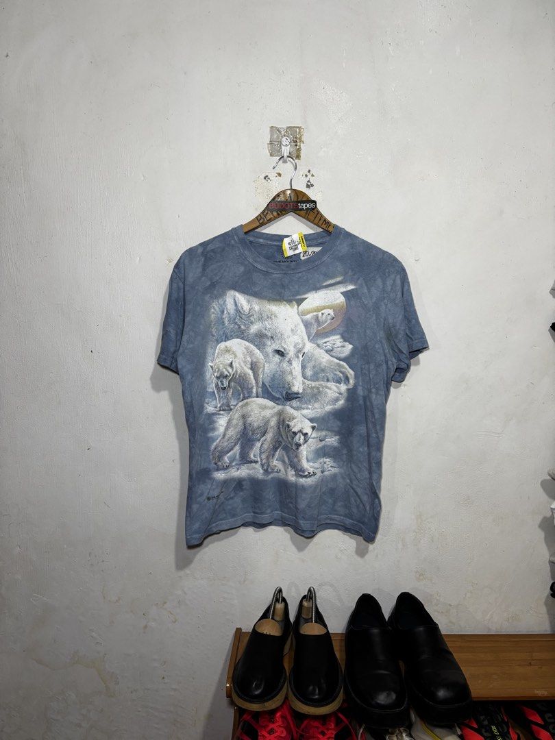 The Mountain Polar Bear tee (Category: Tshirts & Polo Shirts ) located in Calamba. Submitted by sinauna. (Listing ID 1458396482, Image 1). Description: WTS: The Mountain Polar Bear tee Condition/Issues: needs wash(Note: Item’s not faded. Color may vary due to lighting) Dimension: 20x24.5 Size on tag: Small Price: Mine - 449+SF Plus shipping fee! Free shipping if you purchase more than 3 items. Also, can give you a discount in my previous listings