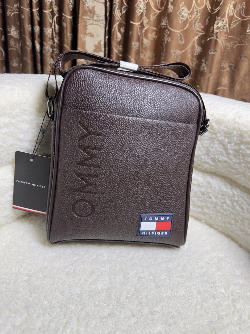 Tommy Men’s Bag (Category: Sling Bags) located in Binmaley. Submitted by amayscollections (Listing ID 1458398409, Image 1). Description: SUPER SALE MPO MEN’S T0MM¥ MESSENGER BAG❣️ ₱399 nalang sa bayad una 💸 palugi sale 599 reg.price magkano nalang ngayon perfect pangregalo ganda nyan sa personal!🤞🏻👌🥺 YES to C0D✅ add 70 only.🔥 Pm 📩 Disclaimer: ‼️ This Page is not Associated or Affiliated with any of this following brands. All Copyrights res