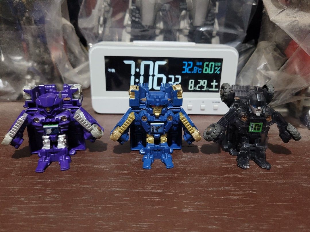 Transformers Botshots (Category: Action & Battle Toys) located in Cebu City. Submitted by jincloud (Listing ID 1458412364, Image 2). Description: For sale.. Transformers Botshots.. Please contact 09173043237 or msg. Thank you...