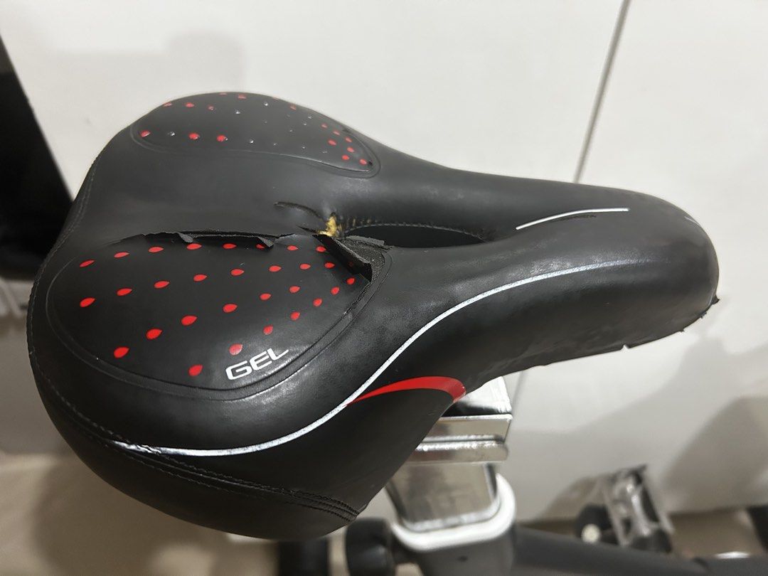 Trax Beat Indoor Excercise Bike (Category: Cardio & Fitness Machines) located in Manila. Submitted by whatnotshop (Listing ID 1458315926, Image 3). Description: 👍🏻 Good for Indoor Excercise 👉🏻Adjustable ang taas ng upuan 👉🏻 Heavy duty 👉🏻Madaling ilipat lipat ng pwesto because it has transport wheels Issues: - LCD monitor no longer works (nagleak ang battery) - some torn parts as shown in the photos (doesn’t affect performance) - may konti