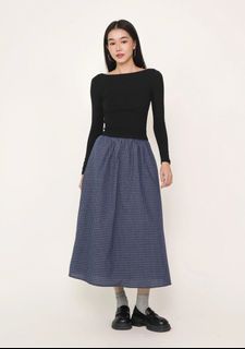 (Category: ) located in . Submitted by wardrobemess (Listing ID 1458465782, Image 1). Description: .