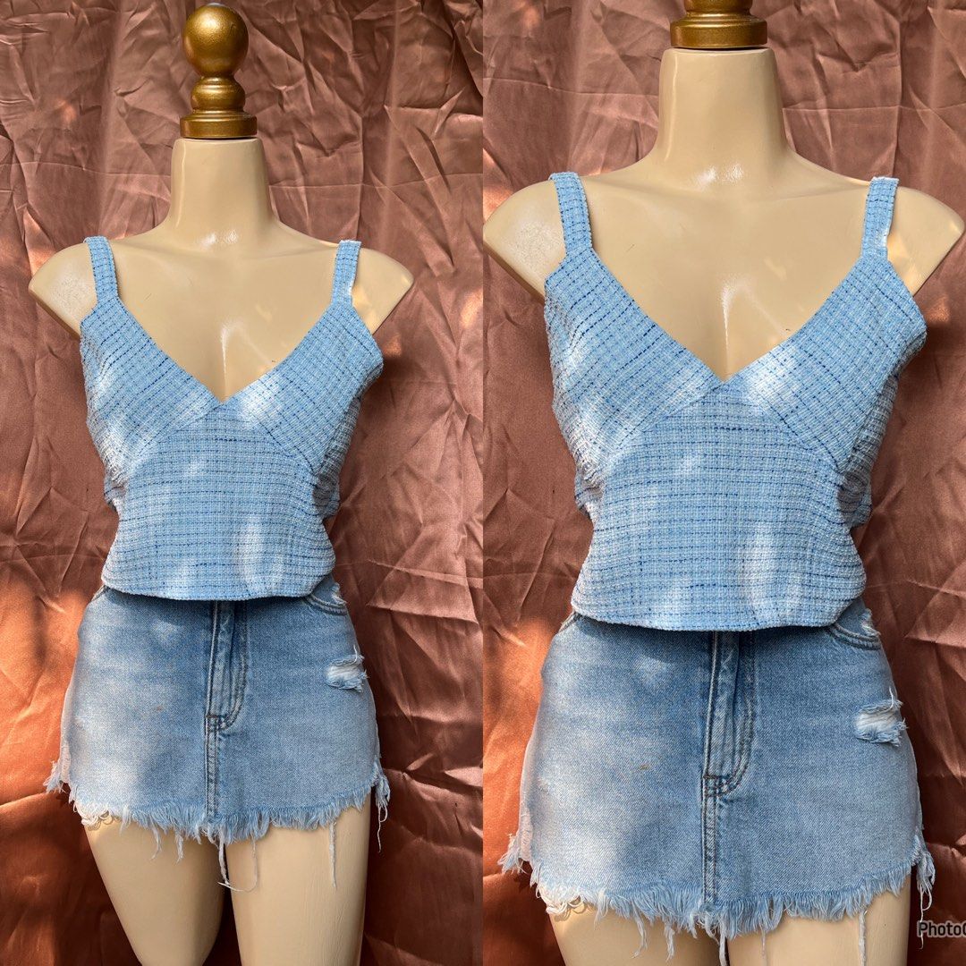 Tweed Top (Category: Sleeveless) located in Santo Tomas. Submitted by closetklo (Listing ID 1458461059, Image 2). Description: Good as new Ready to wear Size: Large.