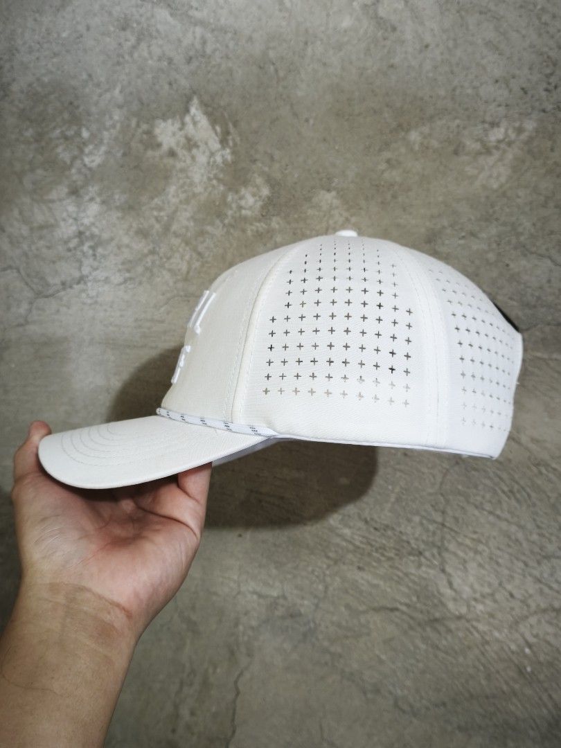 UNRL GOLF HAT (Category: Golf) located in Muntinlupa City. Submitted by themakhatter (Listing ID 1458372028, Image 2). Description: 850 +SF BRAND NEW UNRL GOLF HAT ONE SIZE FITS ALL SNAPBACK ADJUSTMENT DRI-FIT/LIGHTWEIGHT/BREATHABLE MATERIAL ON HAND ITEM READY TO SHIP.