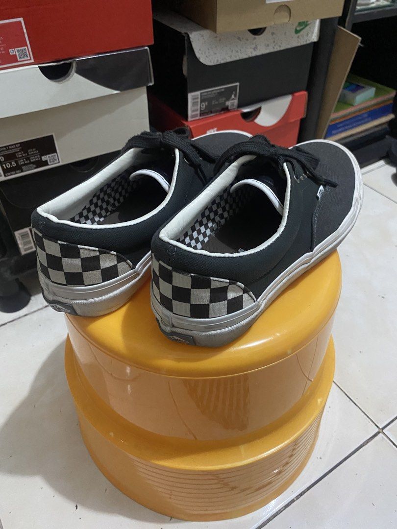 Used Vans Checkerboard Black (Category: Sneakers) located in San Pedro. Submitted by angge325 (Listing ID 1458434278, Image 3). Description: Used Vans Checkerboard Black No Box Pair Only Size 8.5 ShoeStorageph 🔥 🔥 🔥.