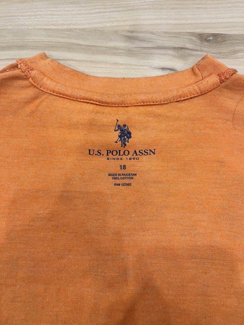 VINTAGE USPA (Category: Activewear) located in Angeles City. Submitted by thriftsij (Listing ID 1458355985, Image 2). Description: VINTAGE USPA SHIRT Authentic 2013 DATED SZ S-M SHIPPING OR MEETUPS.