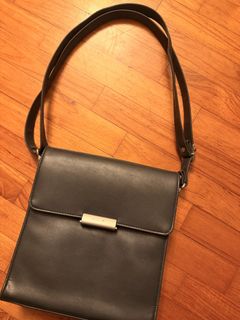 (Category: ) located in . Submitted by fleur_k (Listing ID 1458436807, Image 1). Description: .