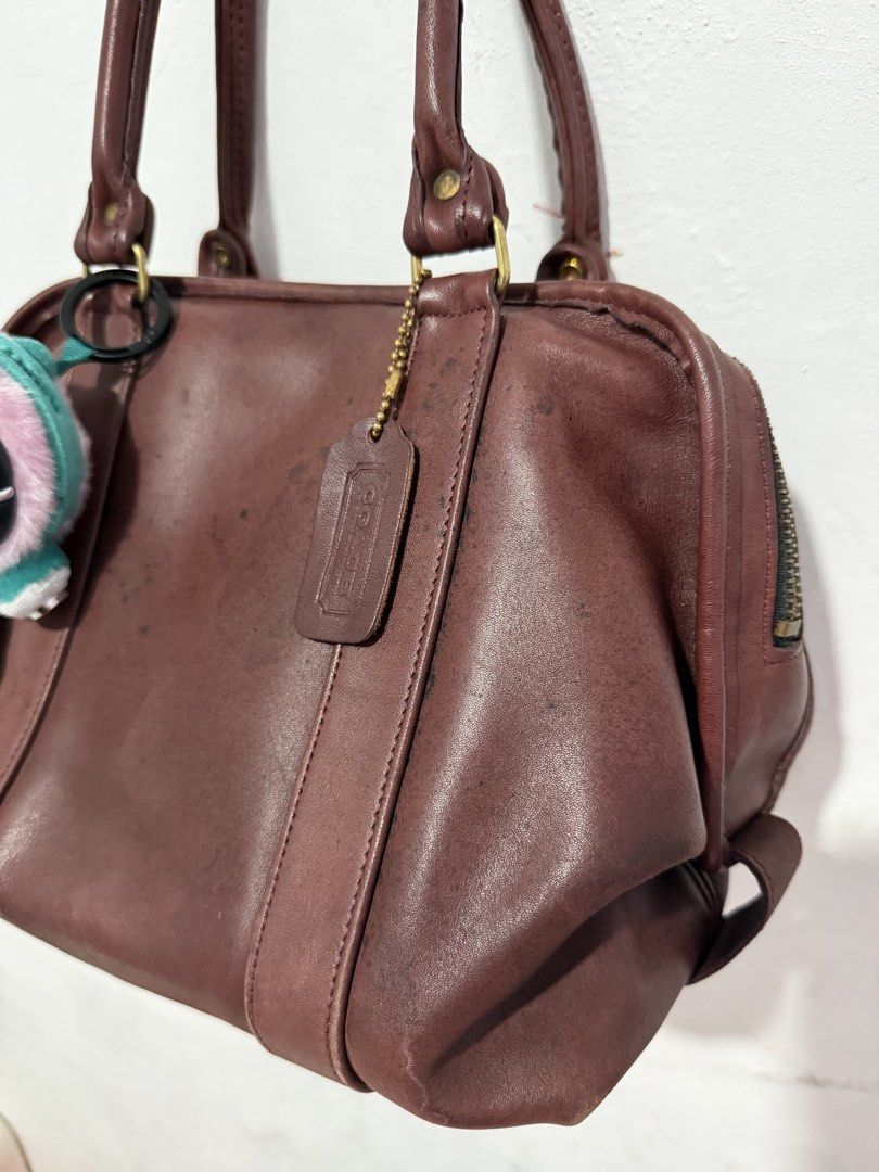 Vintage Coach soft satchel bag (Category: Shoulder Bags) located in Valenzuela. Submitted by joy_2da_world (Listing ID 1458442935, Image 2). Description: Vintage Coach soft satchel bag Charm not included. .