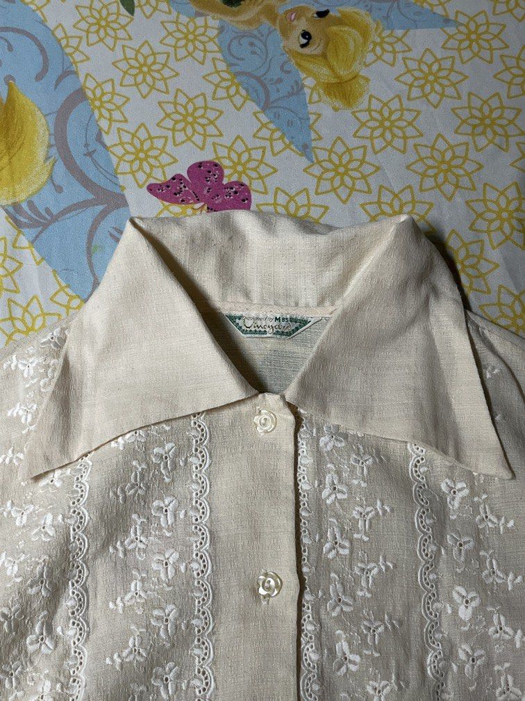 Vintage Cream Polo (Category: Blouses) located in Las Pinas. Submitted by askingnoelle (Listing ID 1458463617, Image 3). Description: L 20in W 17in fav polo loc: QC, near SM NORTH.