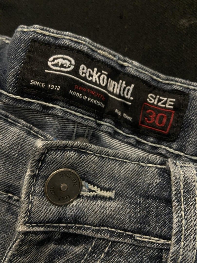 Vintage Ecko Unltd. Raw Grey Denim Jorts (Category: Shorts) located in San Pedro. Submitted by 08_ak (Listing ID 1458390884, Image 2). Description: .