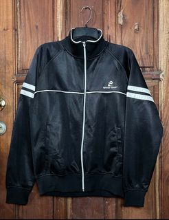 (Category: ) located in . Submitted by mavsthrift (Listing ID 1458411677, Image 1). Description: .