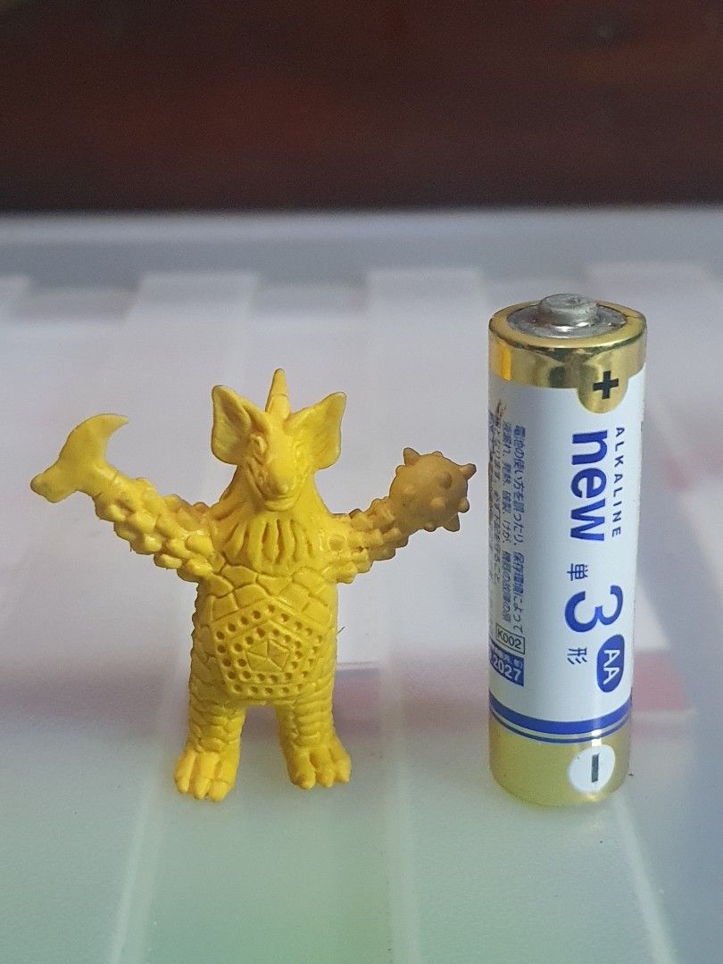 Vintage Ultraman monster Kaiju Tyrant (Category: Vintage Collectibles) located in Quezon City. Submitted by collectionneursonline88 (Listing ID 1458407491, Image 1). Description: 🔄 Meetups Balintawak Camachile 7/11 Quezon City 🛵 Shipping : - Lalamove ( except Provincial) - Flash Express - GogoExpress - LBC 📥 Payment : cash on meetups Gcash.