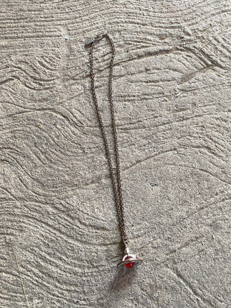 Vivienne Westwood Necklace (Category: Necklaces) located in Dipolog. Submitted by arkdthrift (Listing ID 1458347533, Image 1). Description: Authentic.