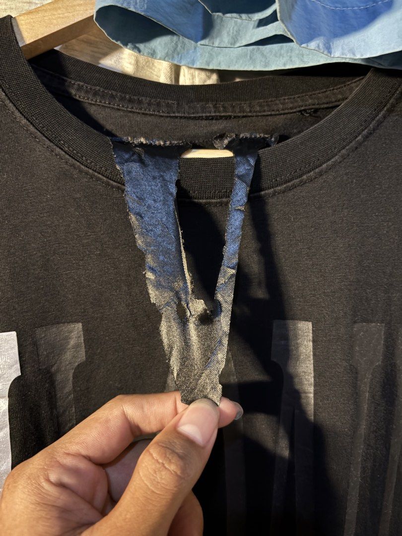 VLONE REFLECTORIZED (Category: Tshirts & Polo Shirts ) located in San Jose. Submitted by jerown (Listing ID 1458403121, Image 3). Description: •L28.5 x W21 •COLOR RATE 9.5/10 or better •EXCELLENT CONDITION •ISSUE NAYUKOT BACK PRINT SEE MORE PIC.