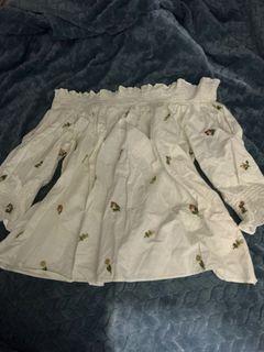 (Category: ) located in . Submitted by eliela (Listing ID 1458389676, Image 1). Description: .