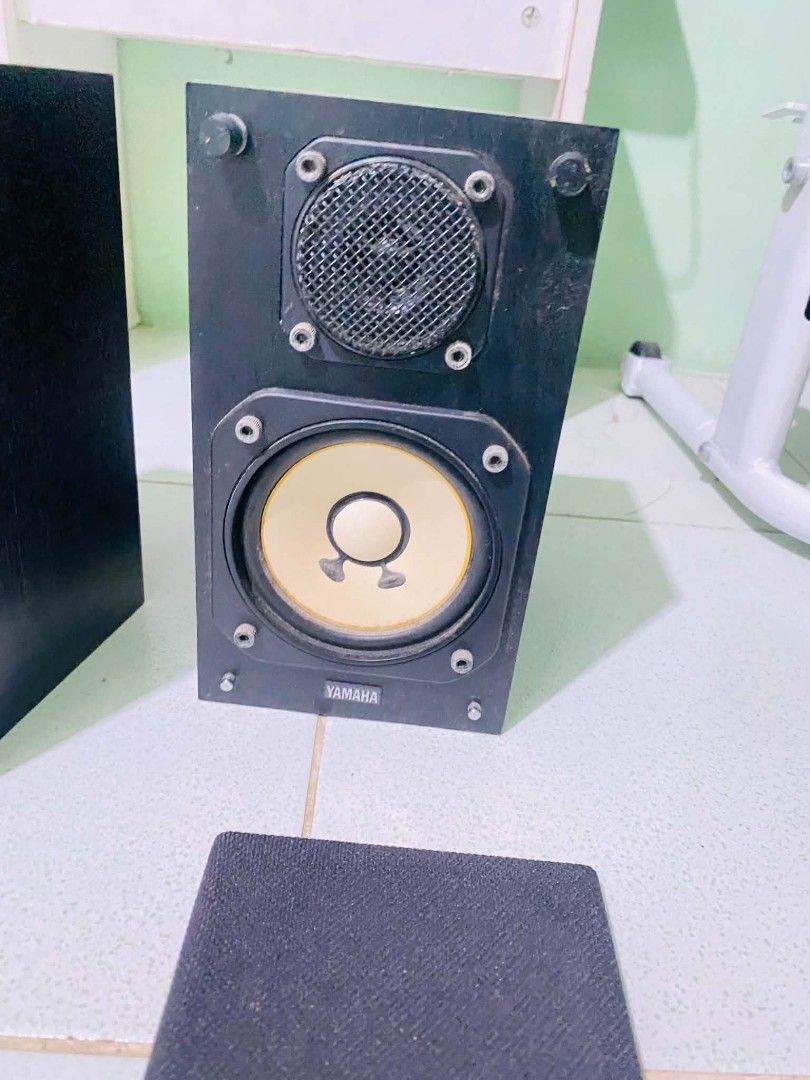 Yamaha ns-10mm speaker (Category: Looking For) located in Caloocan City. Submitted by noeld316982578 (Listing ID 1458374822, Image 1). Description: pm sa Ng gusto Taguig location.