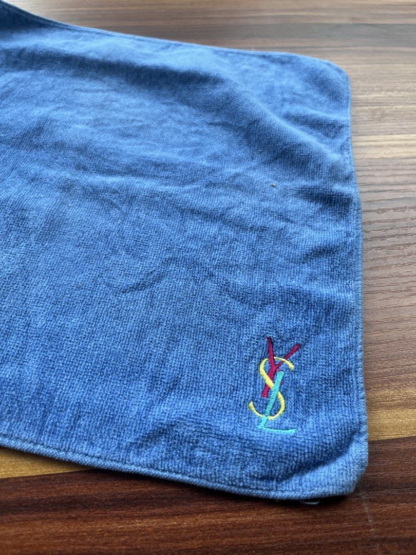 Ysl Face towel (Category: Luxury Accessories) located in Oroquieta. Submitted by lucytalaboc (Listing ID 1458425139, Image 2). Description: Japan surplus.