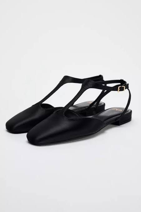 Zara Sandals (Category: Flats & Sandals) located in Gapan. Submitted by silkandflitz (Listing ID 1458415431, Image 1). Description: .