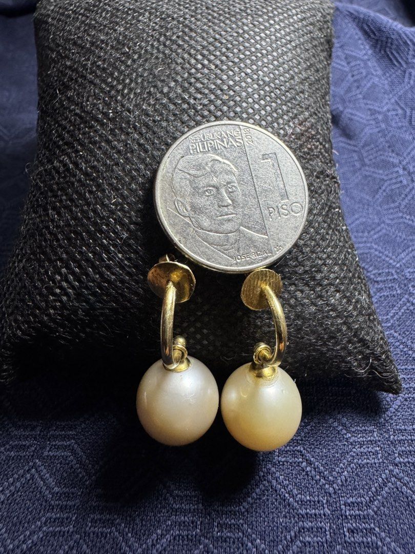 14k Gold SS Pearl Drop Earrings with Hoop Post (Category: Earrings) located in Iloilo. Submitted by segundo.ilonggo (Listing ID 1453608949, Image 1). Description: Elevate your jewelry collection with this stunning pair of solid 14k yellow gold dangle earrings. Featuring large, high-caliber genuine South Sea pearls suspended from classic j-hoop studs, this investment-grade pair offers exquisite luster, elegant movement, and timeless sophistication