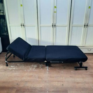 (Category: ) located in . Submitted by ivan_furnitures421 (Listing ID 1453573041, Image 1). Description: .