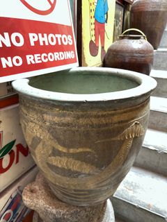 (Category: ) located in . Submitted by antique_lines (Listing ID 1453600412, Image 1). Description: .