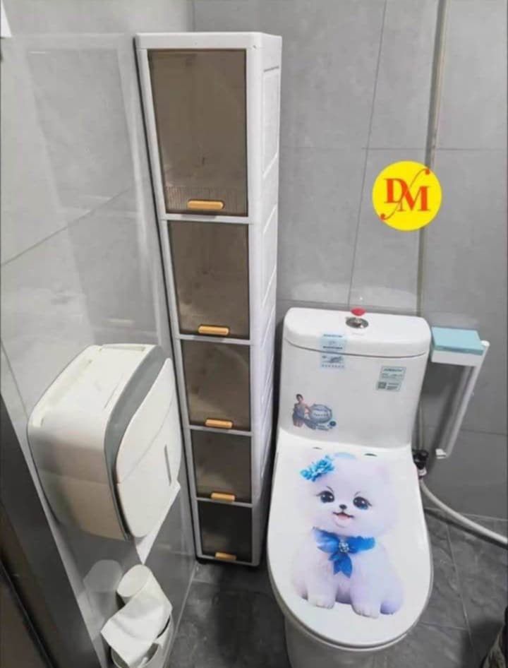 5 Layer Slim Storage Space Saver Storage Rack With Cover and Wheels (Category: Storage Boxes & Baskets) located in Manila. Submitted by msk.empire (Listing ID 1453613393, Image 2). Description: ✅Brandnew ✅Heavy Duty ✅Onhand ✅Cash on Delivery Location: Manila.