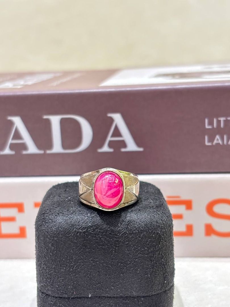 925 SILVER RING EC00167SR (Category: Accessories) located in Kuala Lumpur. Submitted by puteri.eclaira (Listing ID 1453492041, Image 2). Description: 925 SILVER RING EC00167SR 🦋RM: 4,000.00 🦋STYLE: RING 🦋WEIGHT: 8.67GM 🦋SIZE: 18HK 🦋METAL TYPE: 925 🦋DIAMOND: GEMSTONES 🦋GENDER: MAN 🦋CONDITION: 9/10 🦋WHAT'S IN THE PACKAGE: ECLAIRA OFFICIAL RECEIPT, PAPER BAG X1, JEWELLERY BOX X1 📞 Contact Us via: https://wapp.my/601155555822 For the latest