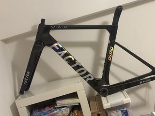 （分類：）位於 。 由 yiptinlok723502 提交（商品編號 1453578360，圖片 1）。簡介： 。