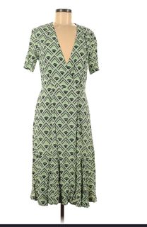 (Category: ) located in . Submitted by freshcloset (Listing ID 1453585564, Image 1). Description: .